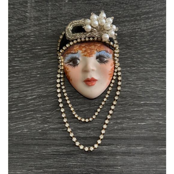 Vintage Porcelain Art Deco Flapper Lady With Rhinestone Dangle - Picture 1 of 6